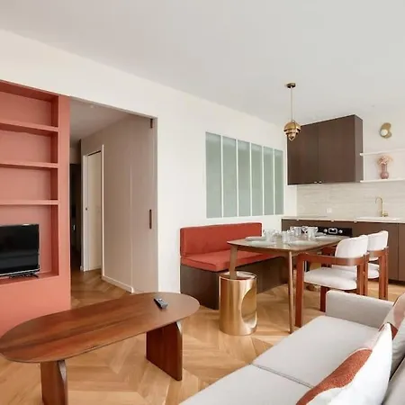 Sublime Duplex Avec Salle De Cinema פריז