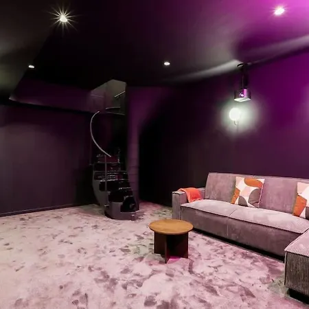 Sublime Duplex Avec Salle De Cinema Apartamento París