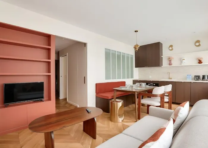 Sublime Duplex Avec Salle De Cinema Apartman