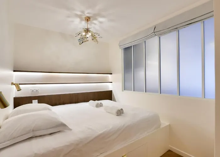 Sublime Duplex Avec Salle De Cinema * Párizs