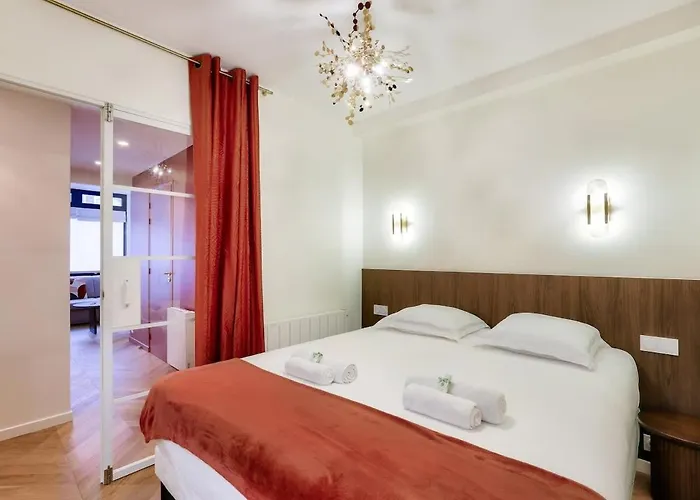 Sublime Duplex Avec Salle De Cinema Apartman *