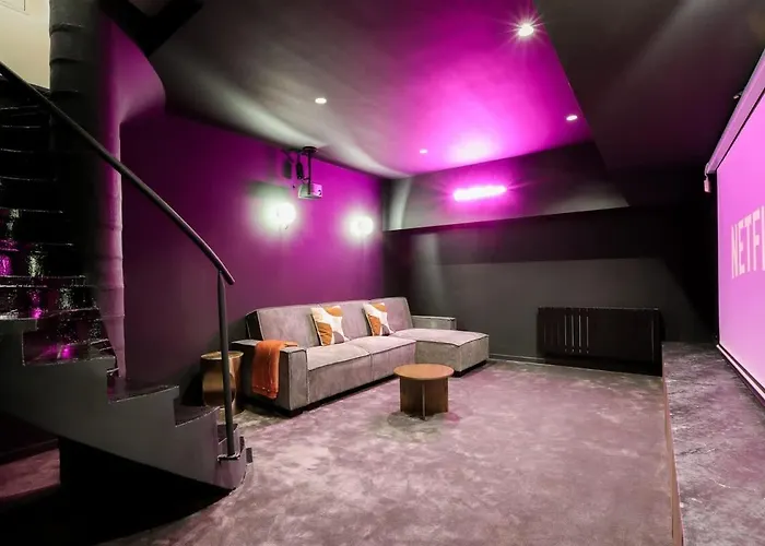 Sublime Duplex Avec Salle De Cinema Apartman
